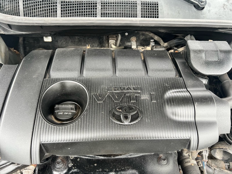 Toyota Camry SE 6-Spd MT 2010