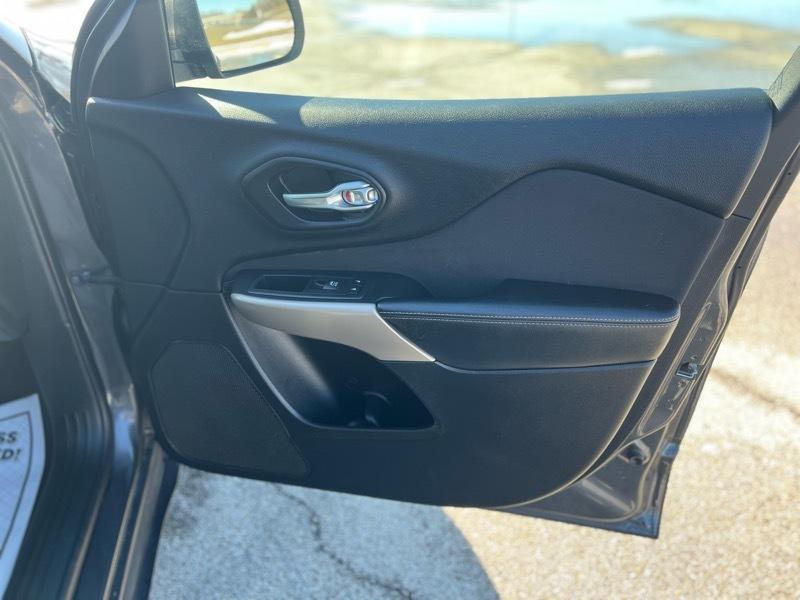 Jeep Cherokee Latitude 4WD 2017