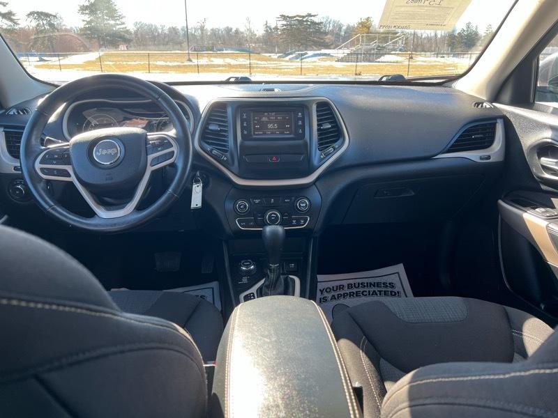 Jeep Cherokee Latitude 4WD 2017