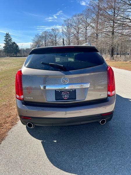 Cadillac SRX Luxury 2012