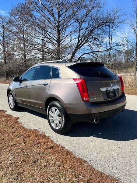 Cadillac SRX Luxury 2012