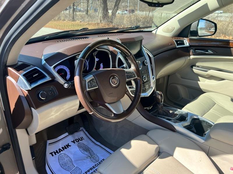 Cadillac SRX Luxury 2012