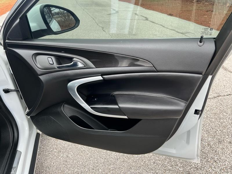 Buick Regal Turbo FWD 2014