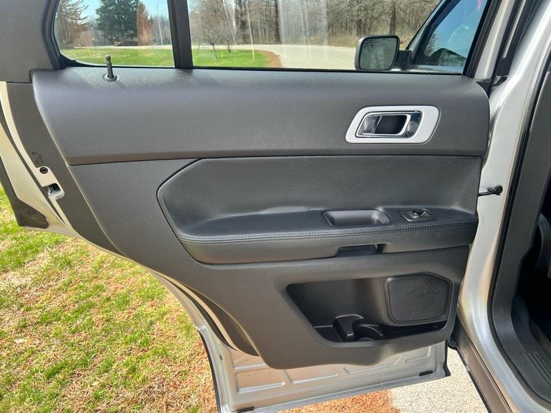 Ford Explorer Sport 4WD 2013