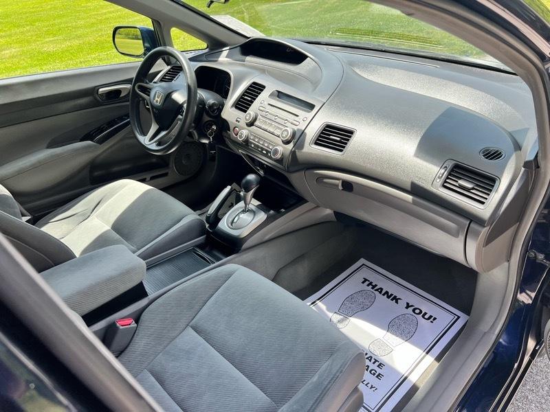 Honda Civic 4-Door Sedan 2010