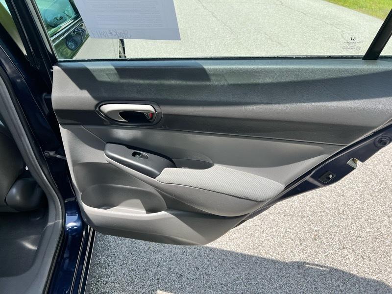 Honda Civic 4-Door Sedan 2010
