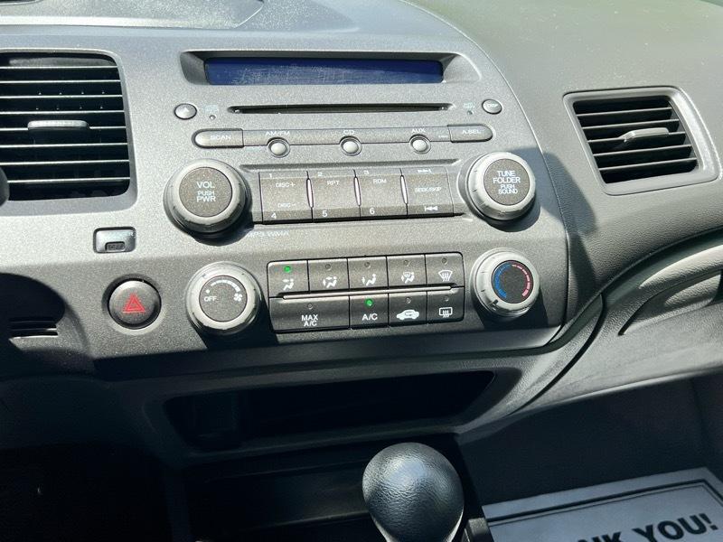 Honda Civic 4-Door Sedan 2010
