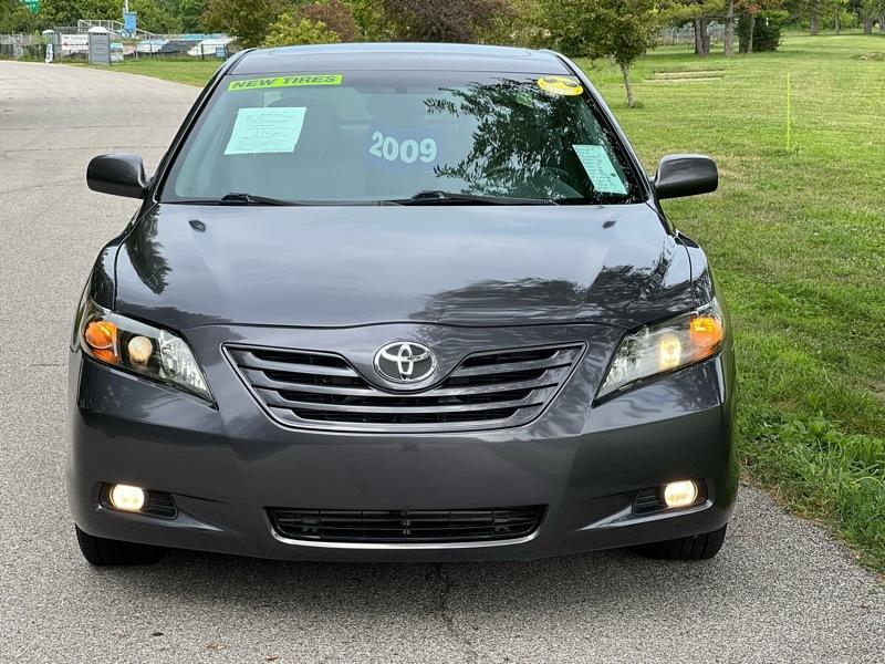 Toyota Camry LE V6 6-Spd AT 2009