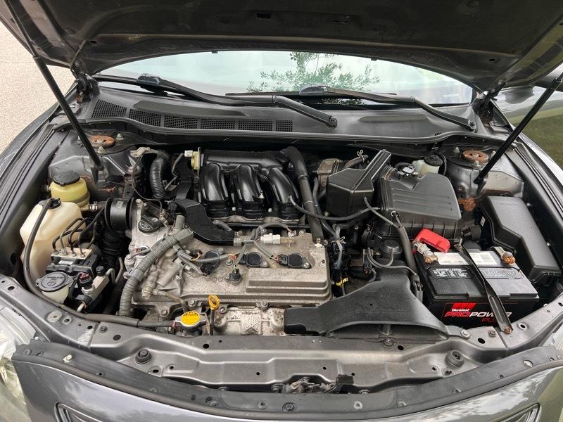 Toyota Camry LE V6 6-Spd AT 2009