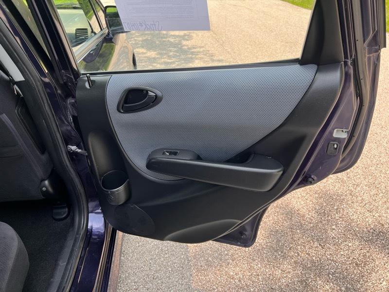 Honda Fit Sport 5-Speed AT 2008