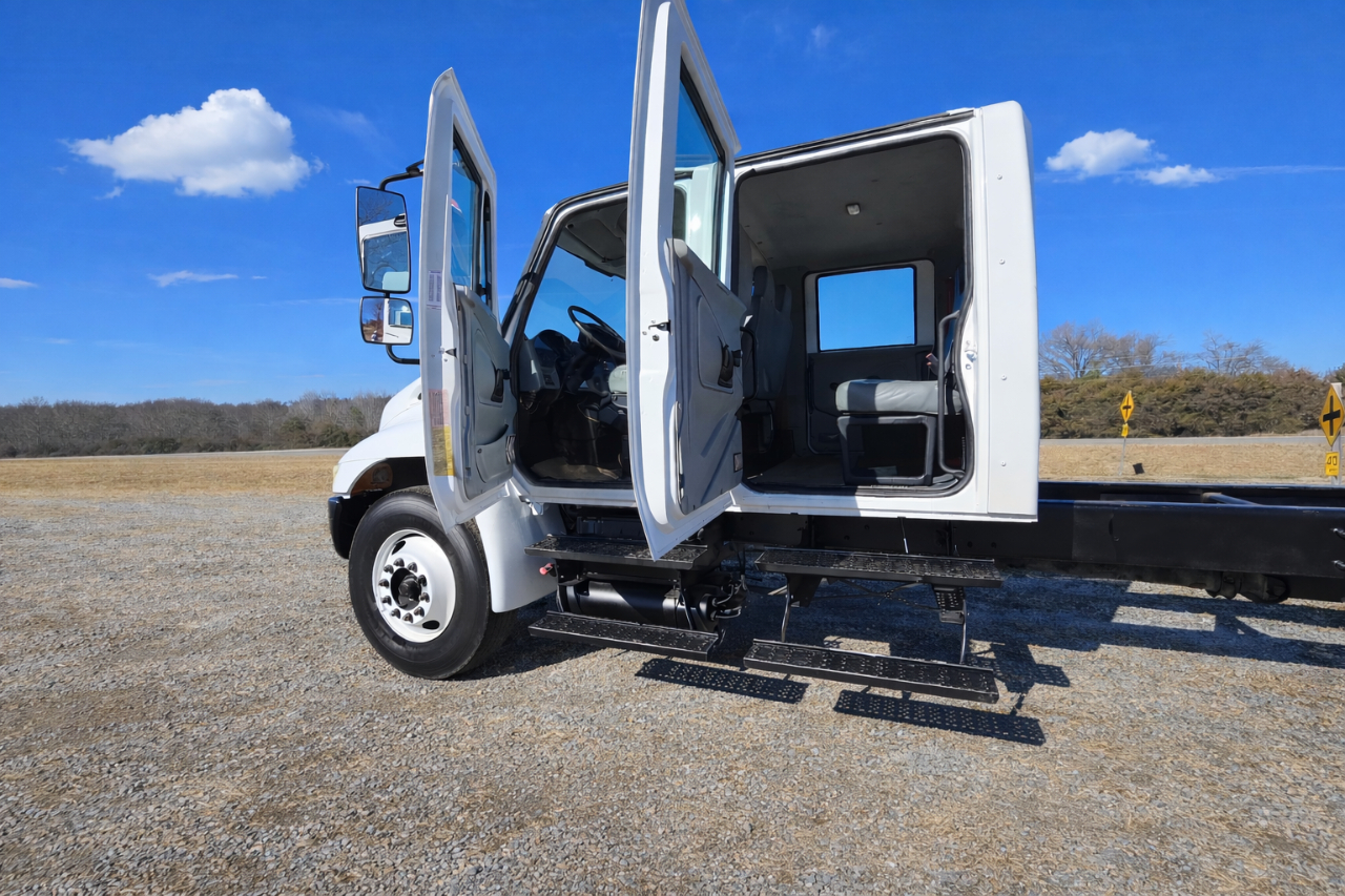 International 4300  2008