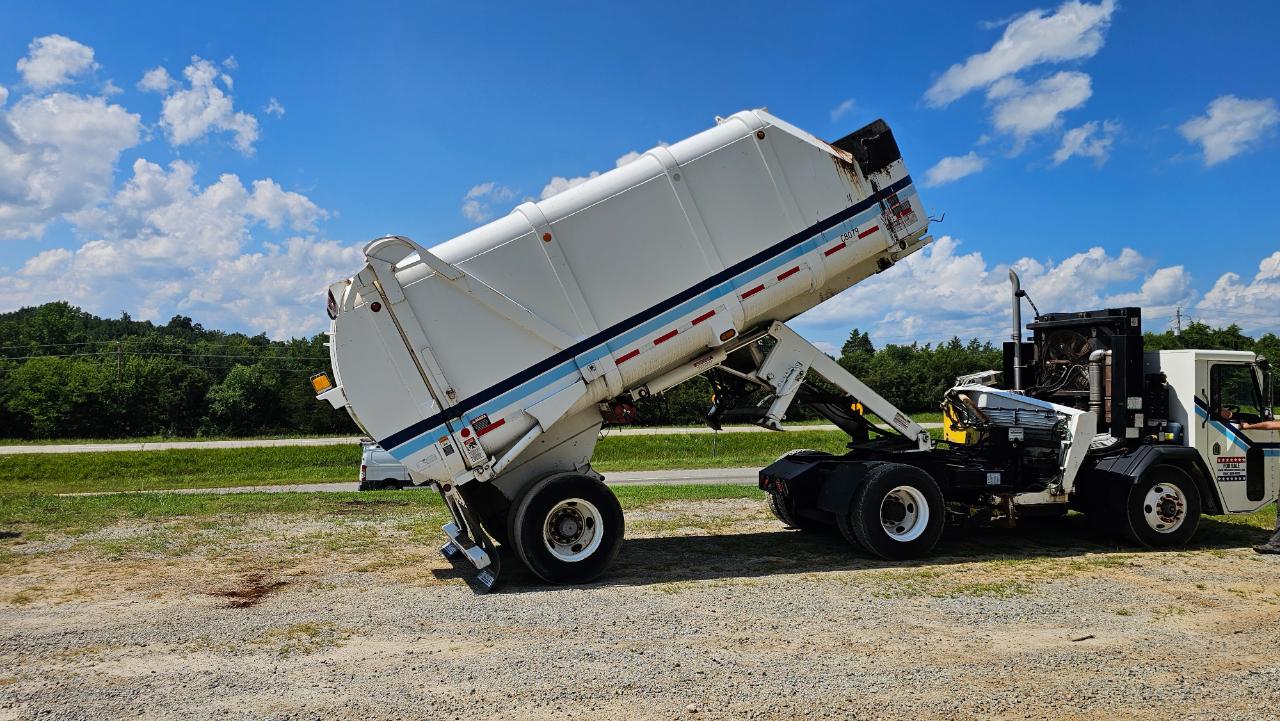Crane Carrier Co. Low Entry  2017