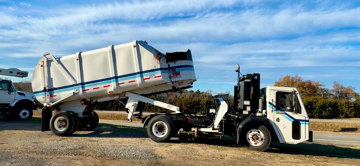 Crane Carrier Co. Low Entry  2017