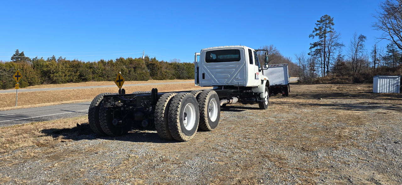 International 4400  2010