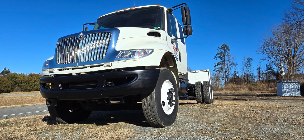 International 4400  2010