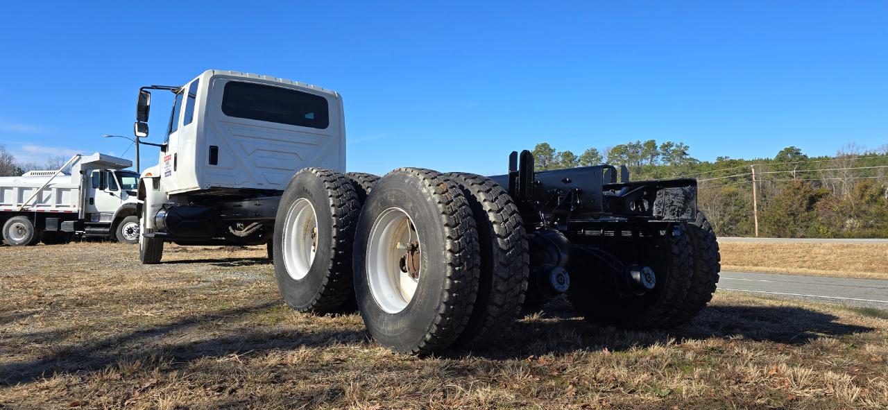International 4400  2010