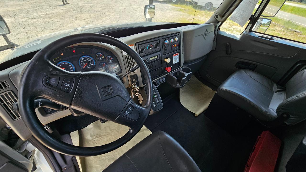International 4300  2011
