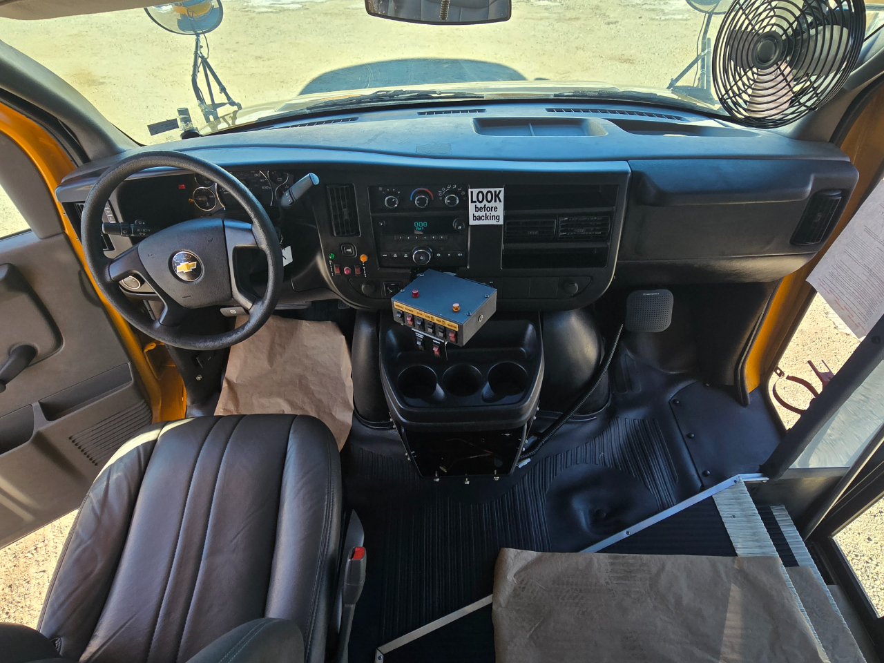 Chevrolet Express  2010