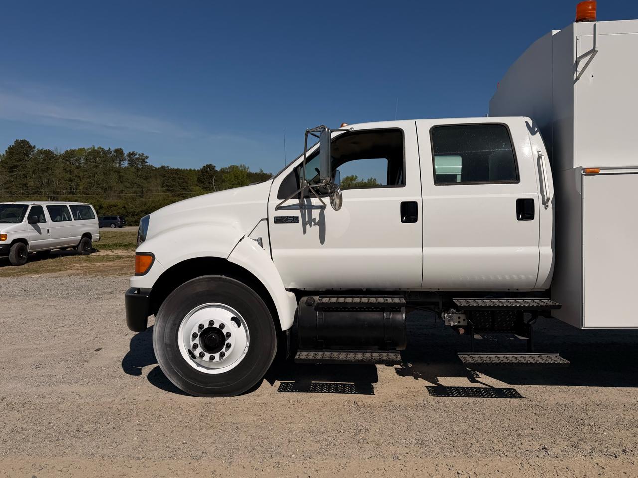 Ford F-750  2009