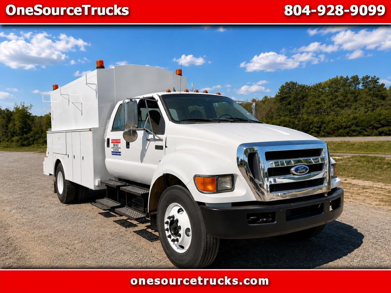 2009 Ford F-750 CREW CAB 12' SERVICE BODY 7.2 CAT DIESEL LOW MILES