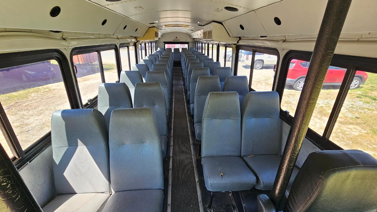 Thomas Bus  2003