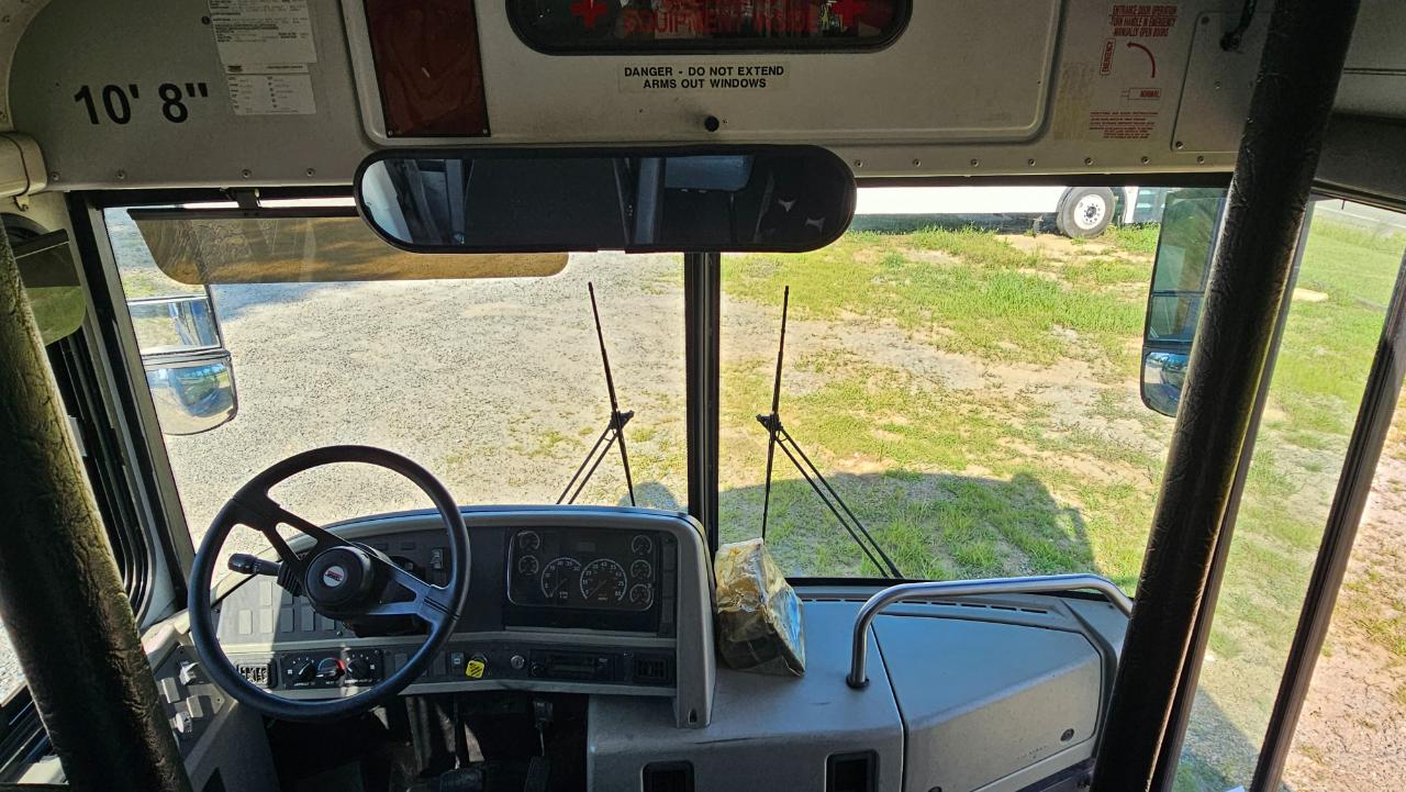 Thomas Bus  2003