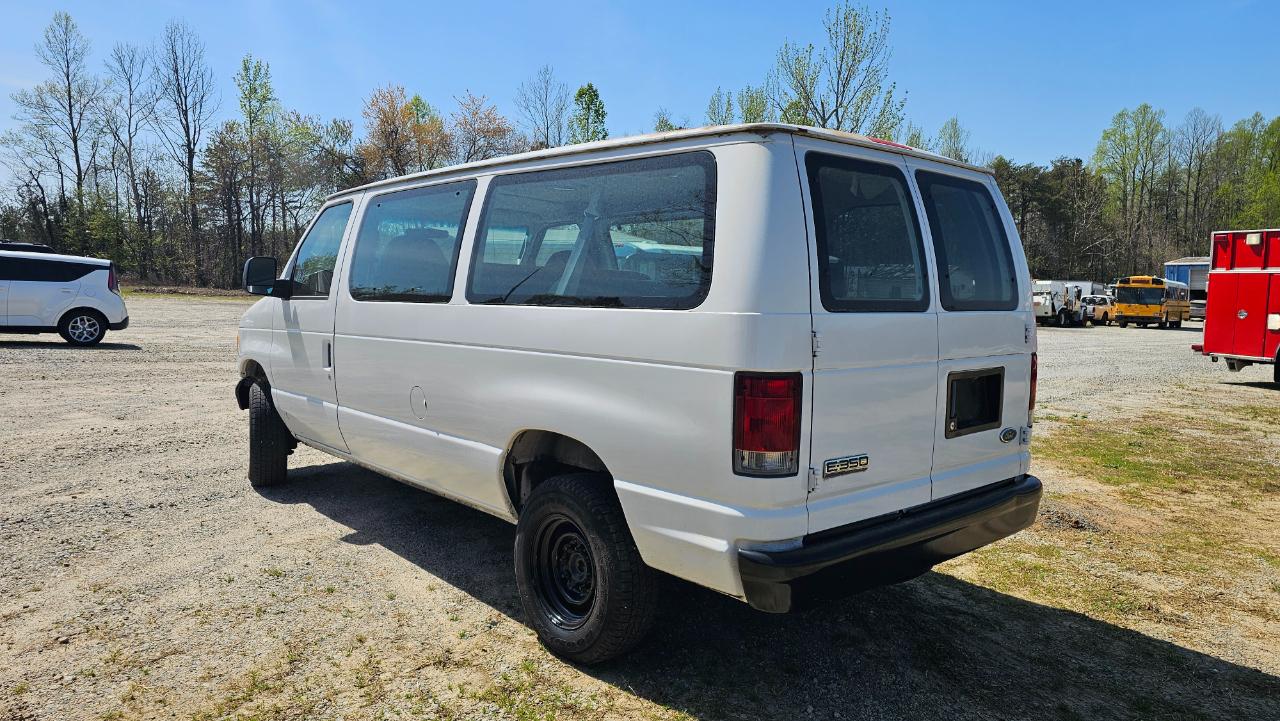 Ford E350  2006