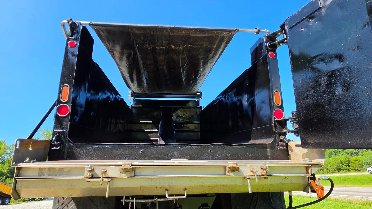 International 7400  2007