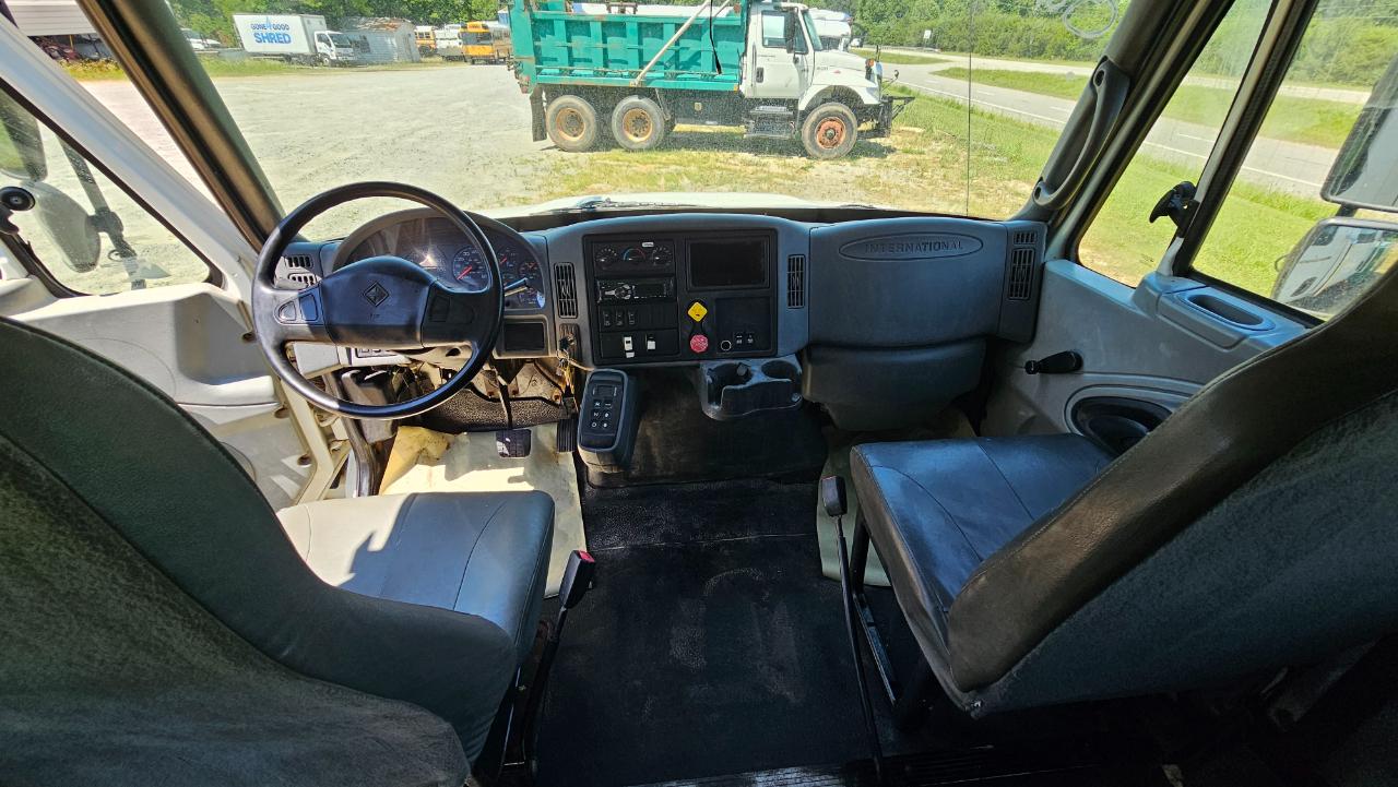International 4300  2007