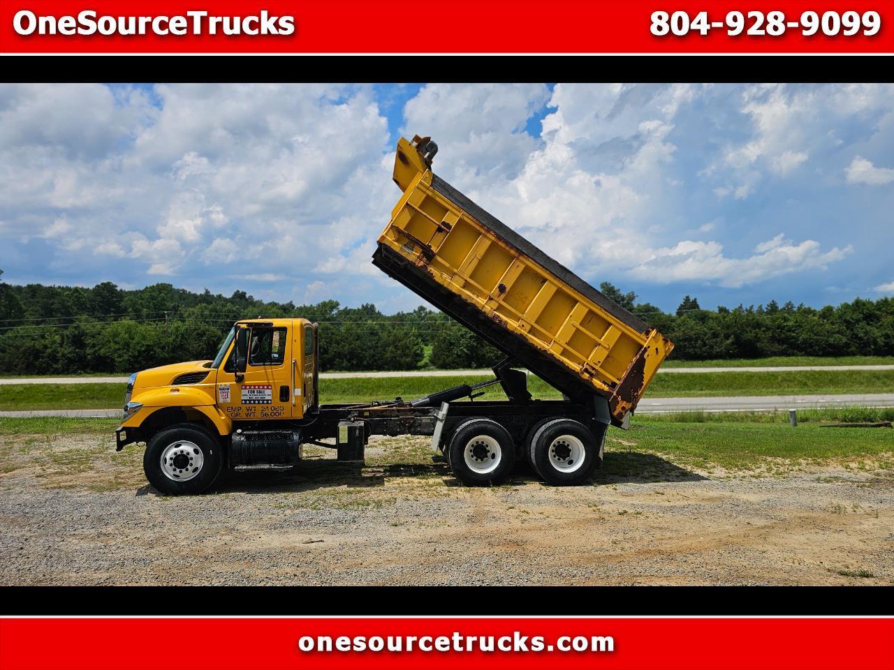 2009 International 7400 TANDEM AXLE DUMP TRUCK AT LOW MILES 9.3L DIESEL