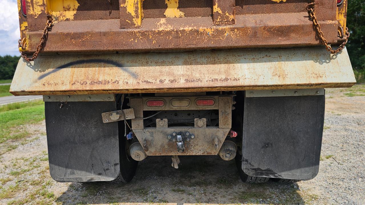International 7400  2009