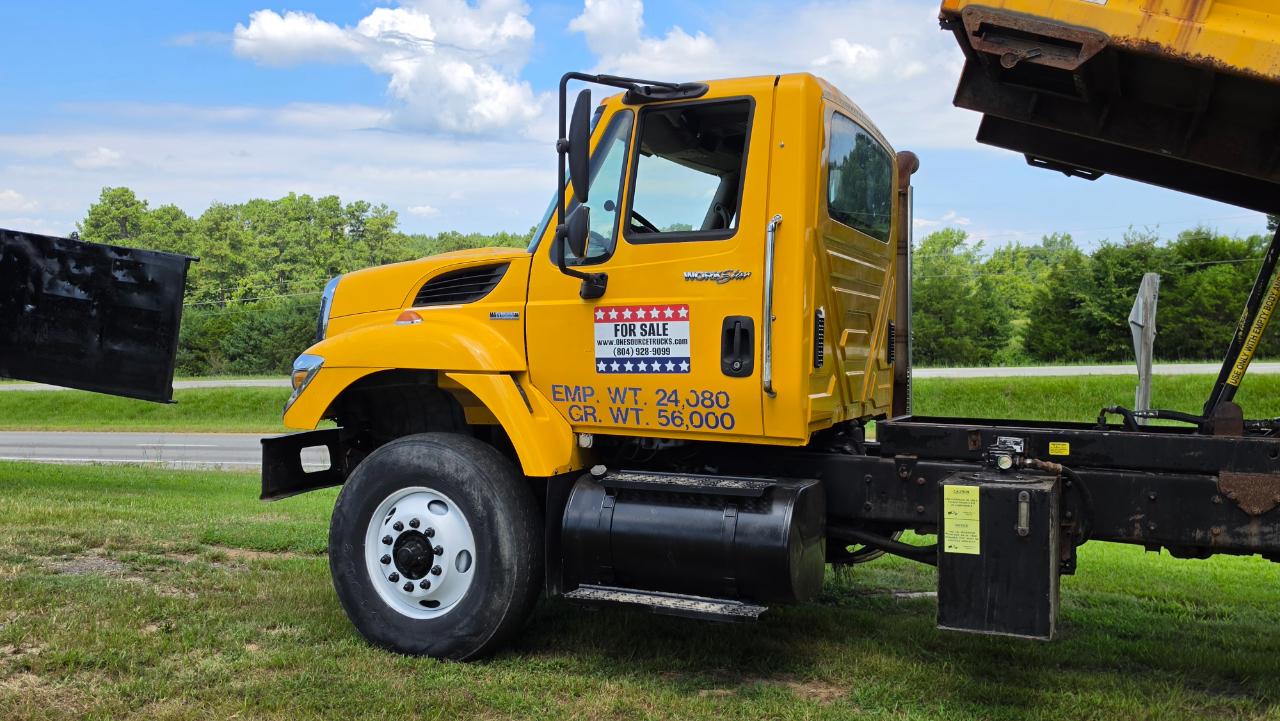 International 7400  2009