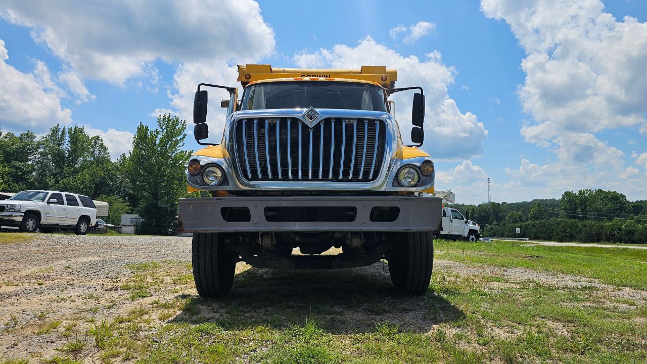 International 7400  2009