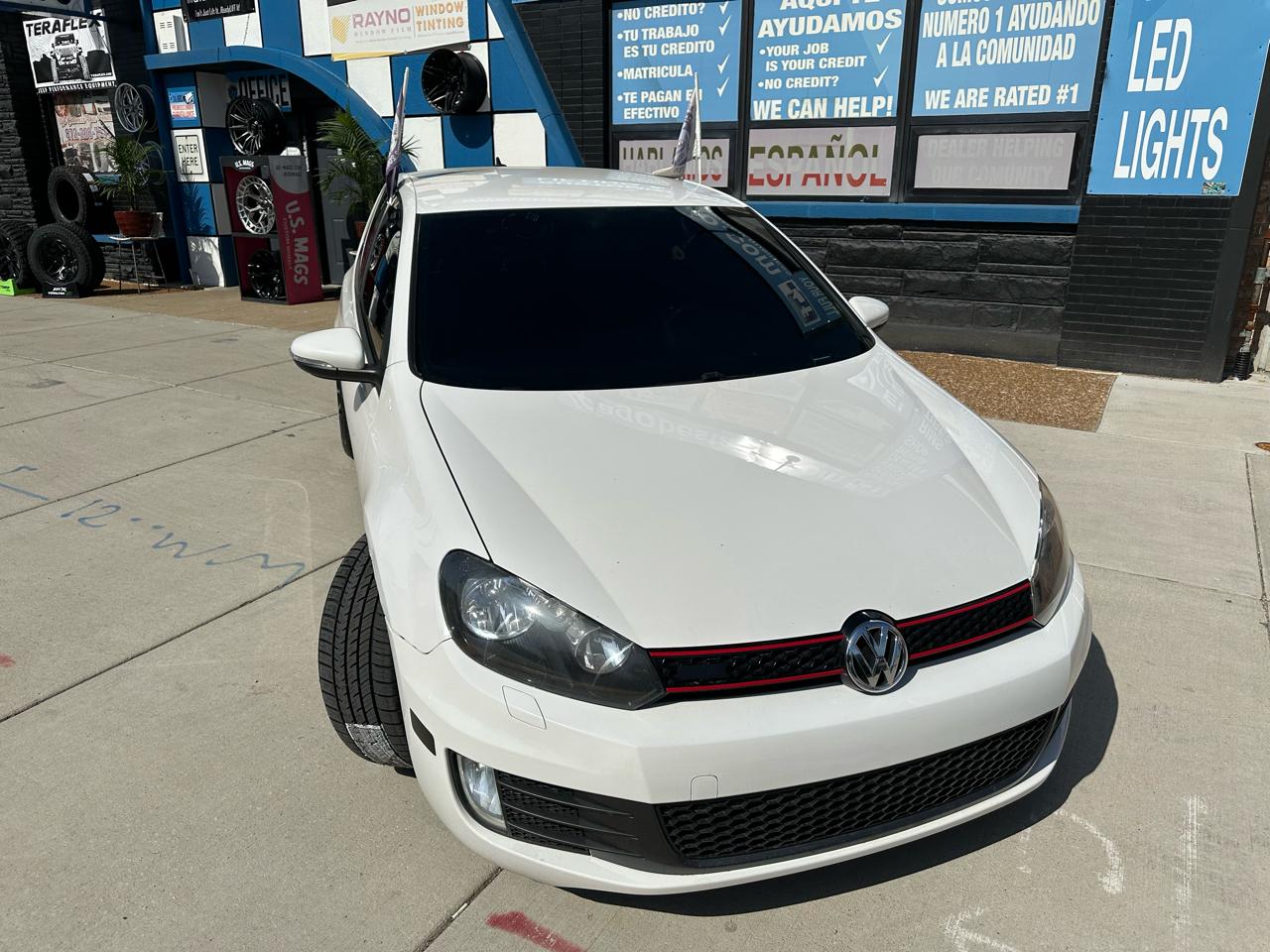 Volkswagen GTI 2-door 2012