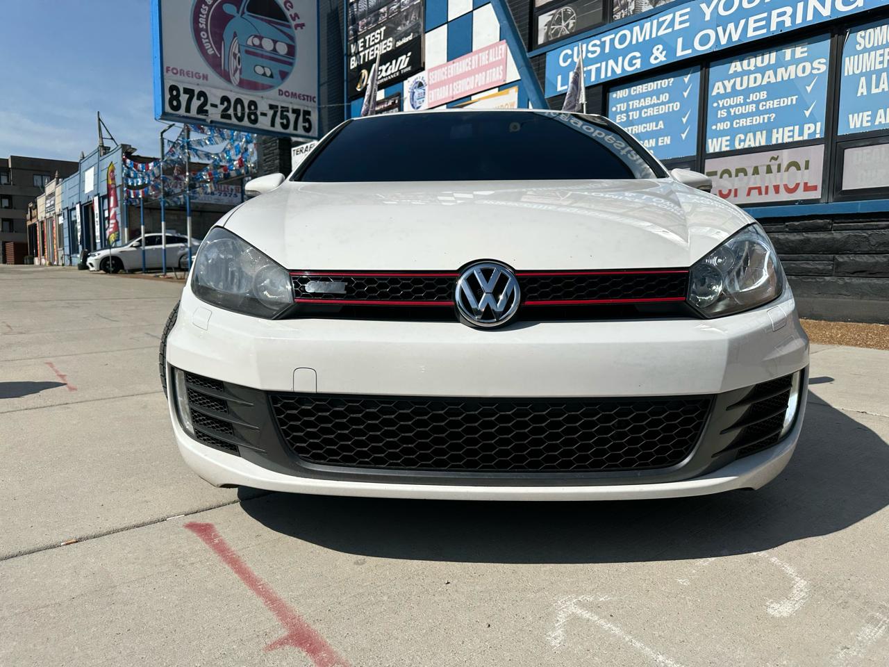 Volkswagen GTI 2-door 2012