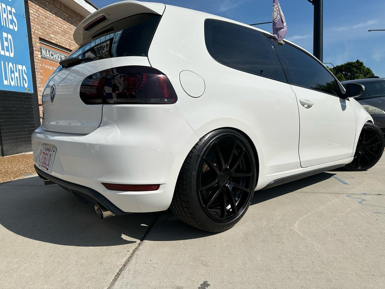 Volkswagen GTI 2-door 2012