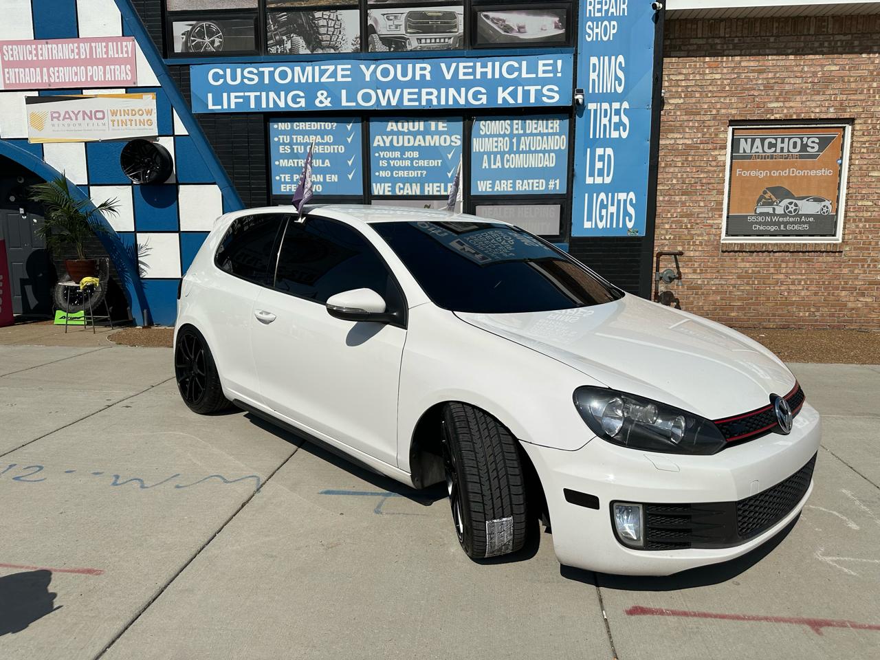 Volkswagen GTI 2-door 2012