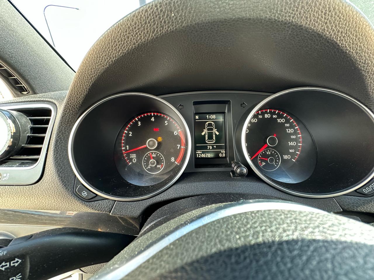 Volkswagen GTI 2-door 2012
