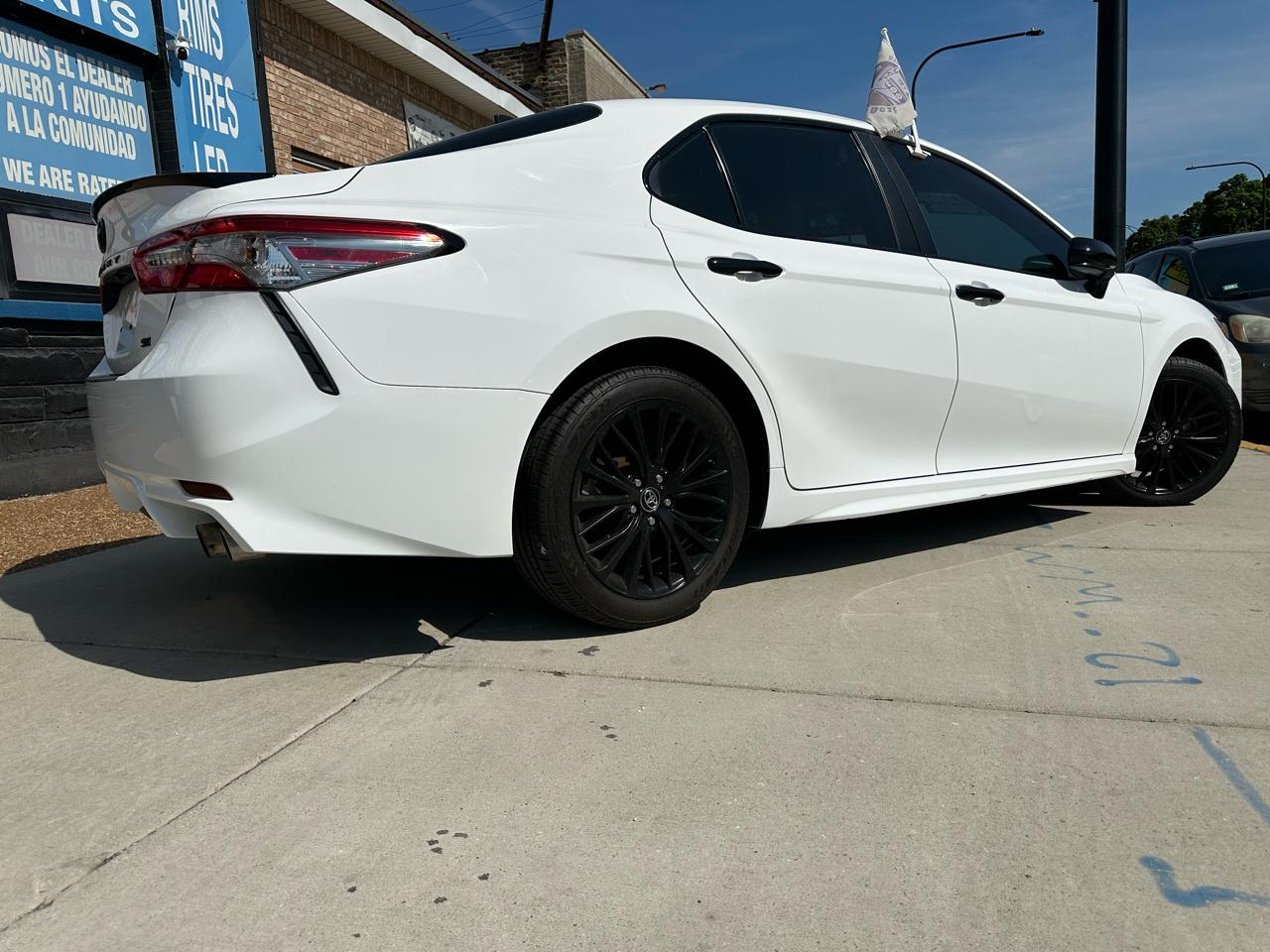 Toyota Camry XLE 2019