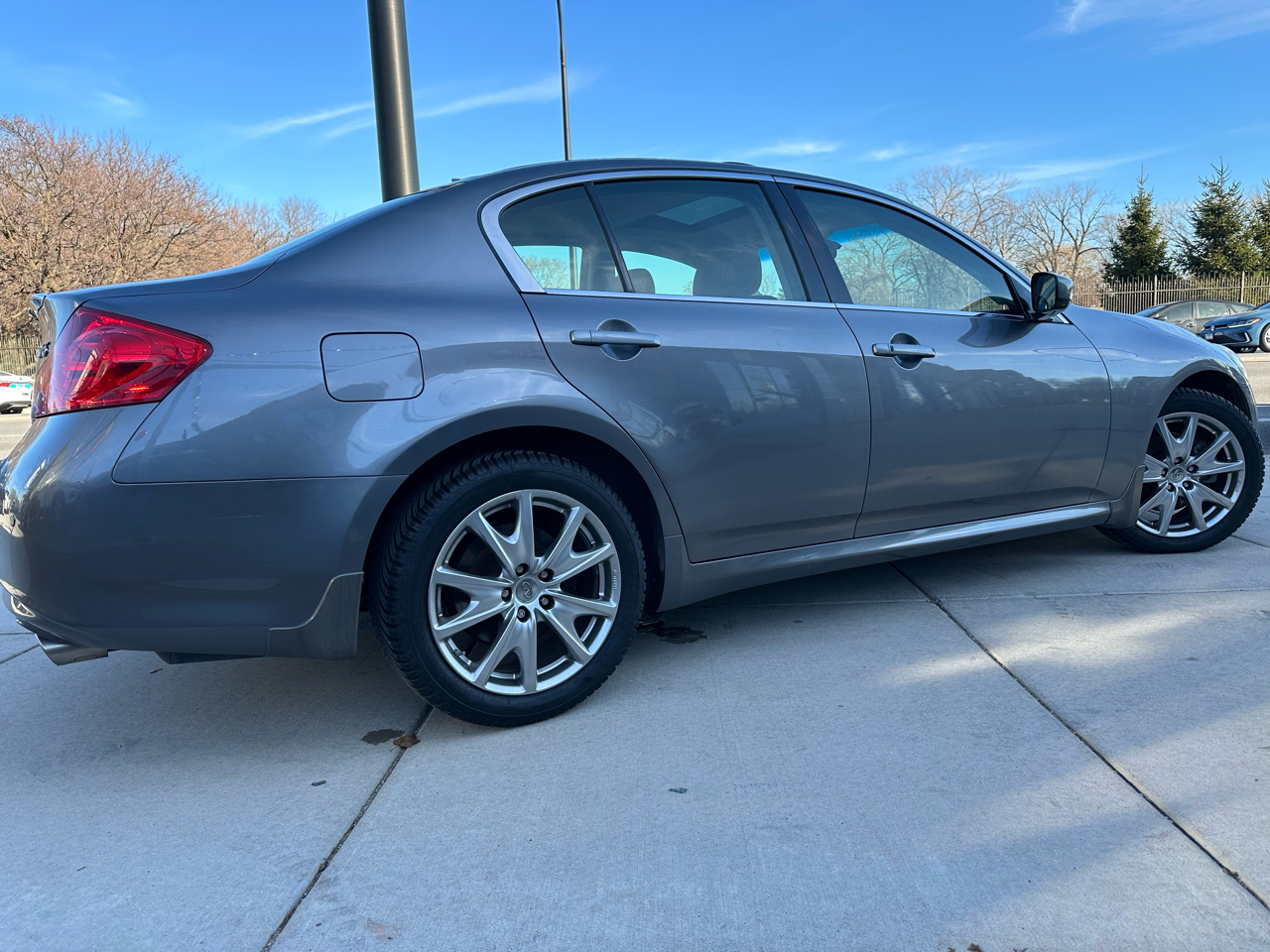 Infiniti G Sedan G37x AWD 2011