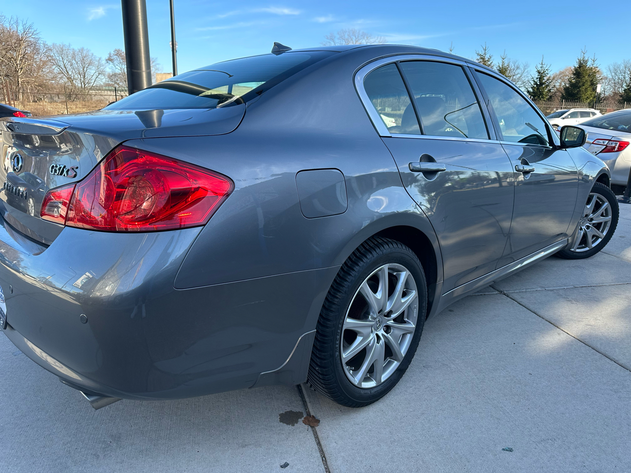 Infiniti G Sedan G37x AWD 2011
