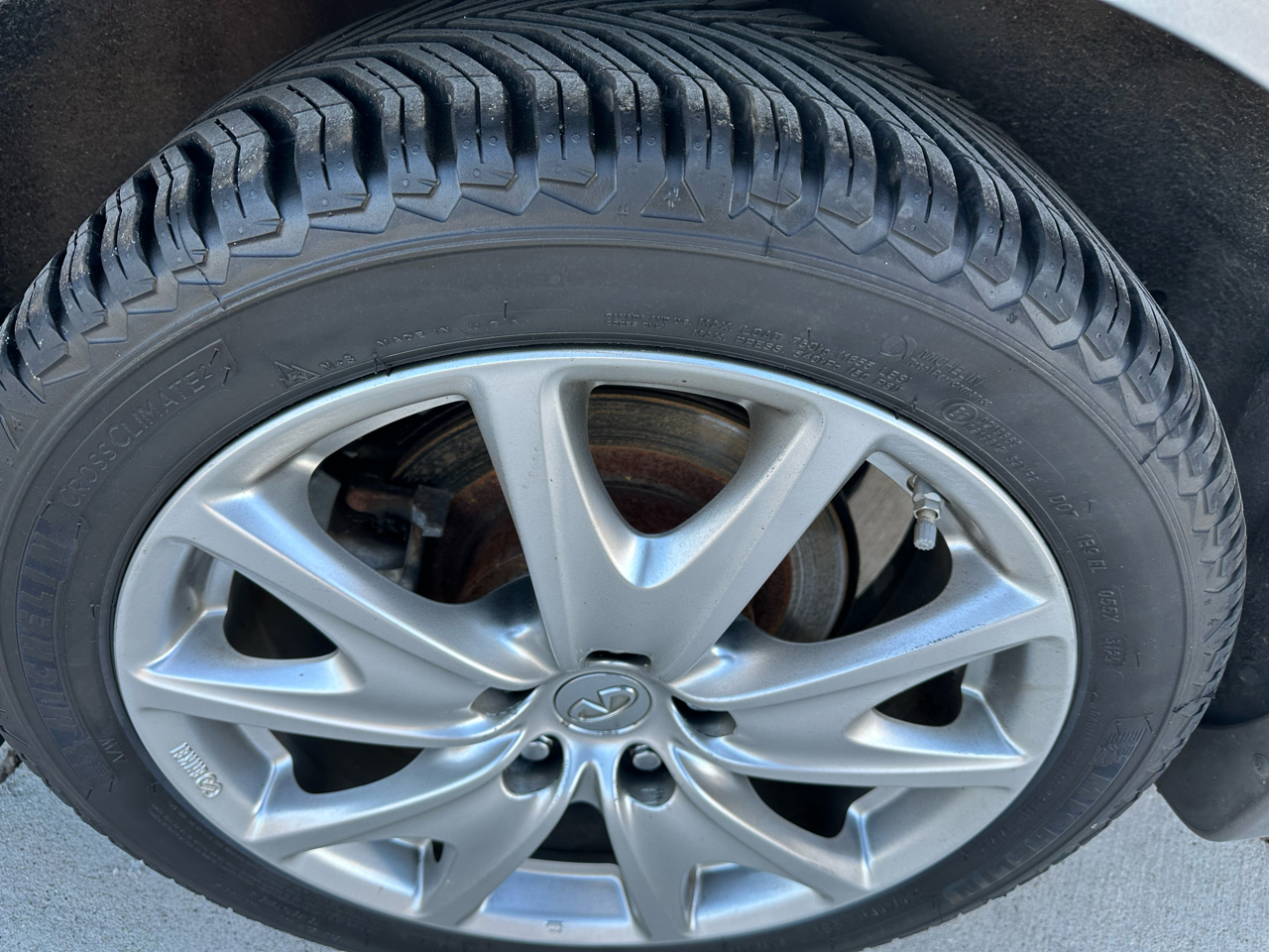 Infiniti G Sedan G37x AWD 2011