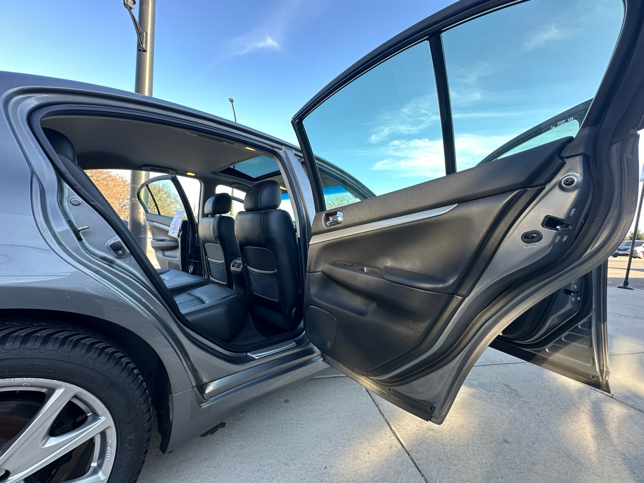 Infiniti G Sedan G37x AWD 2011