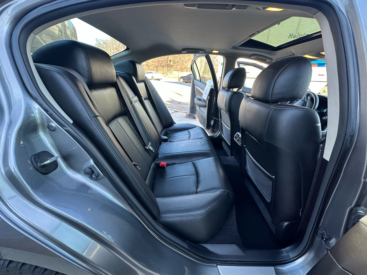 Infiniti G Sedan G37x AWD 2011