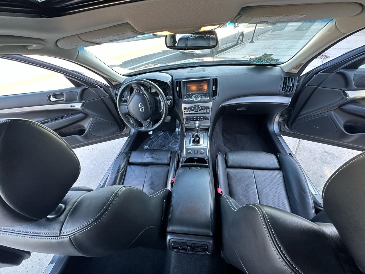 Infiniti G Sedan G37x AWD 2011