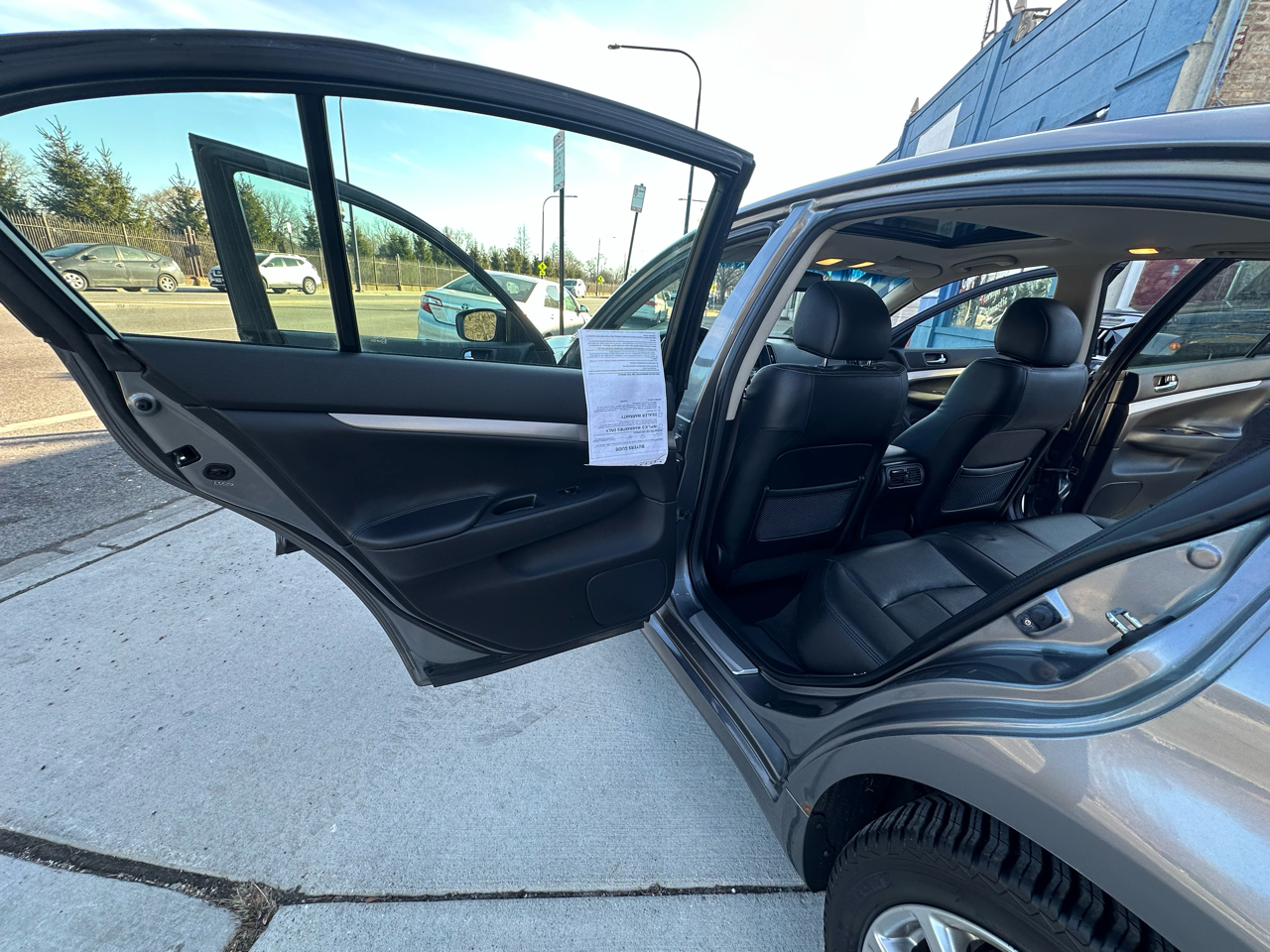 Infiniti G Sedan G37x AWD 2011