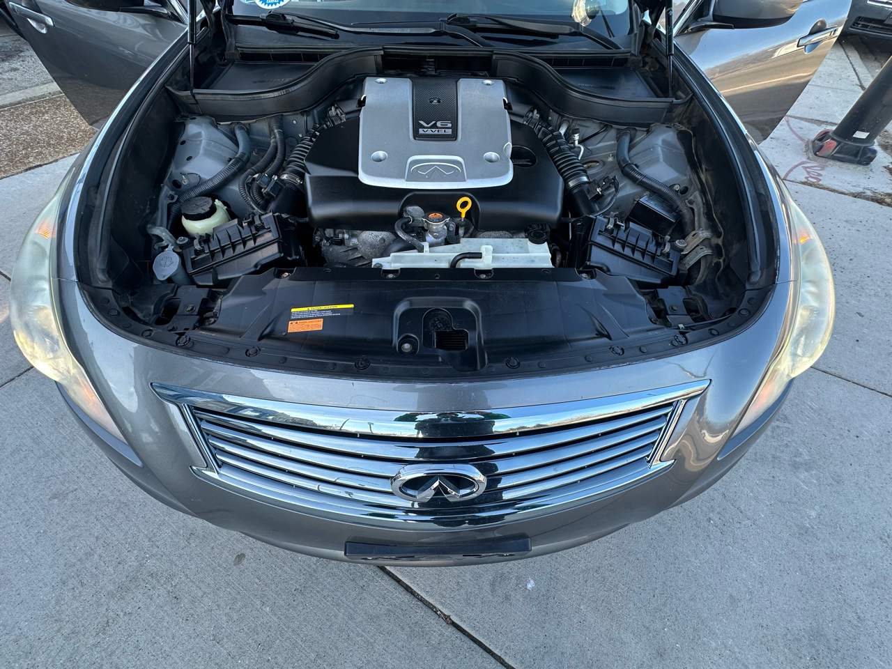 Infiniti G Sedan G37x AWD 2011