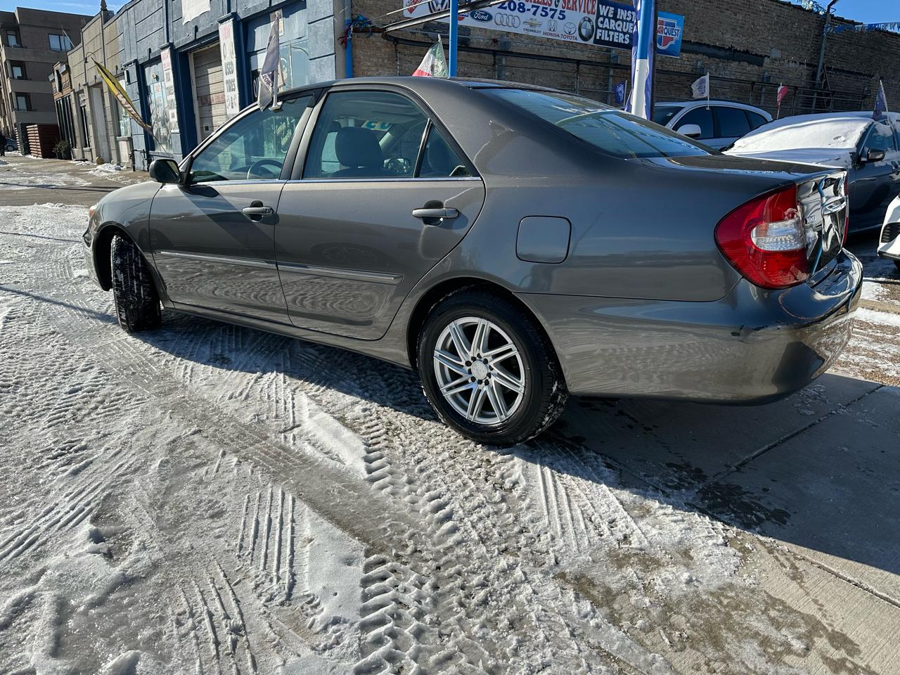 Toyota Camry LE V6 2003
