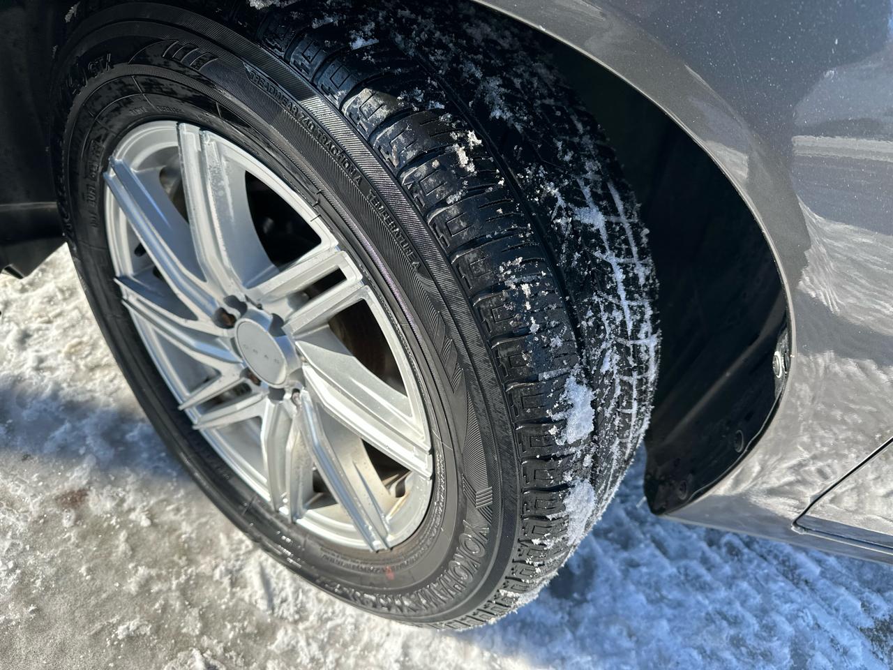 Toyota Camry LE V6 2003