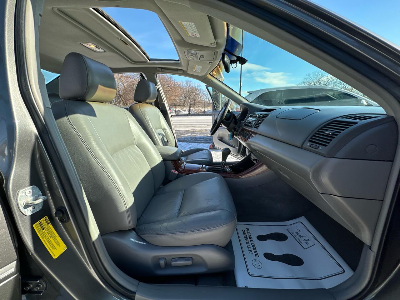 Toyota Camry LE V6 2003